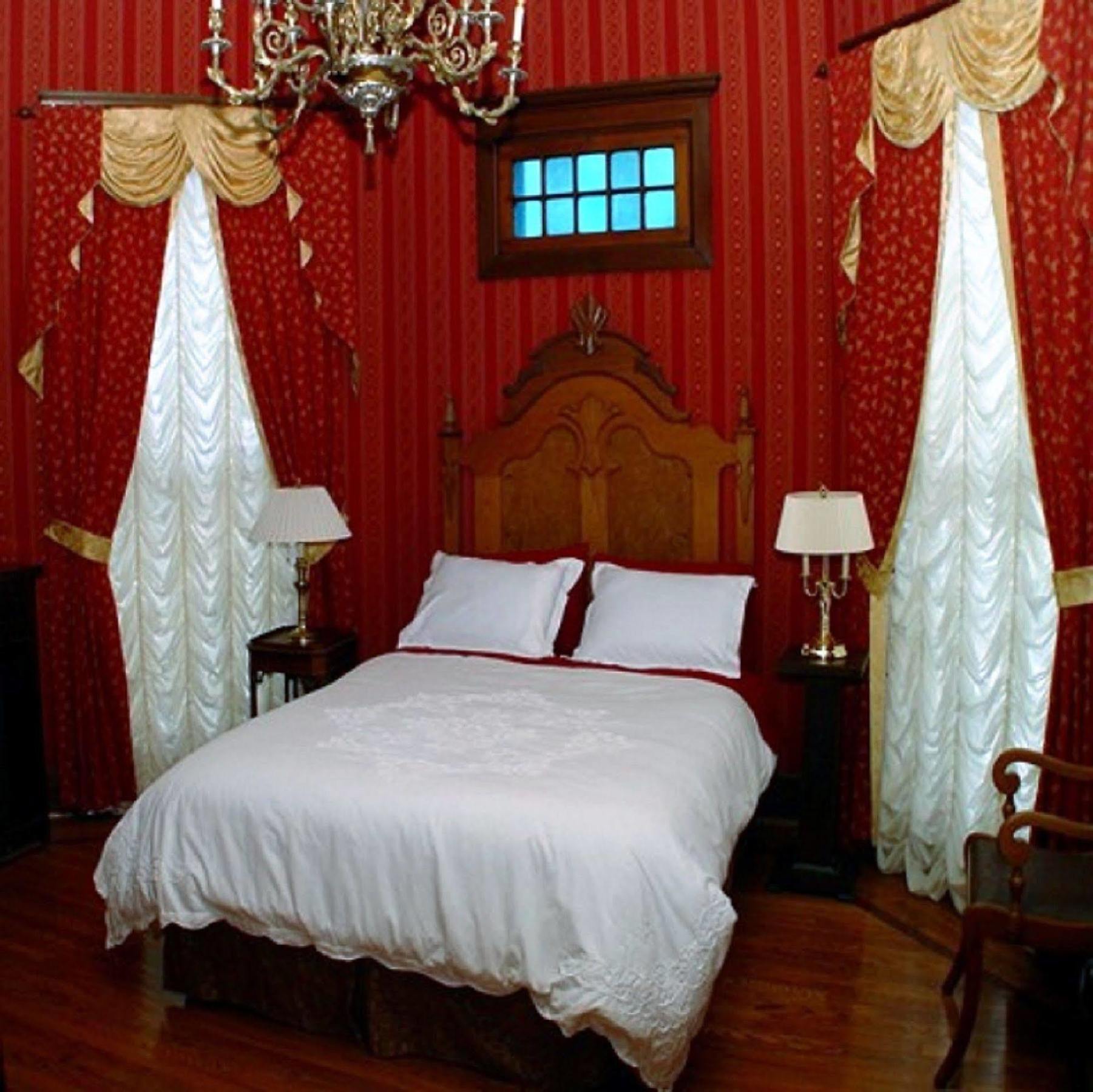 Herrold On Hill Bed And Breakfast Wabash Eksteriør bilde
